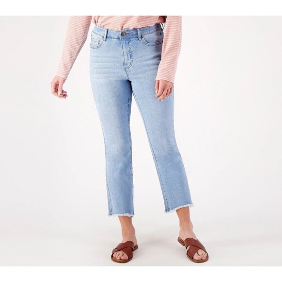 Peace Love‎ World Slim Straight Raw Hem Jeans Size 20W Light Wash A574222 - Picture 1 of 3